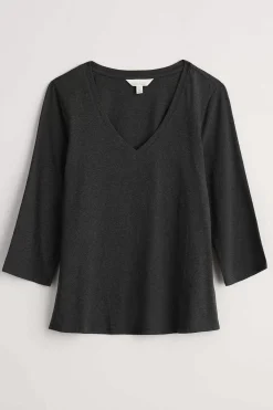 Alighting 3/4 Sleeve V-Neck Jersey Top