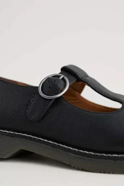 Daisy Trail Leather Shoes