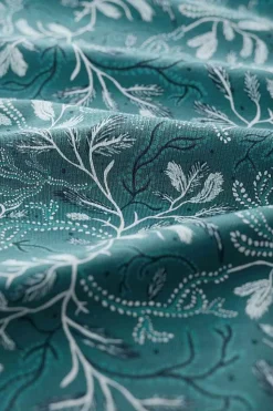 Easel 3/4 Sleeve Top